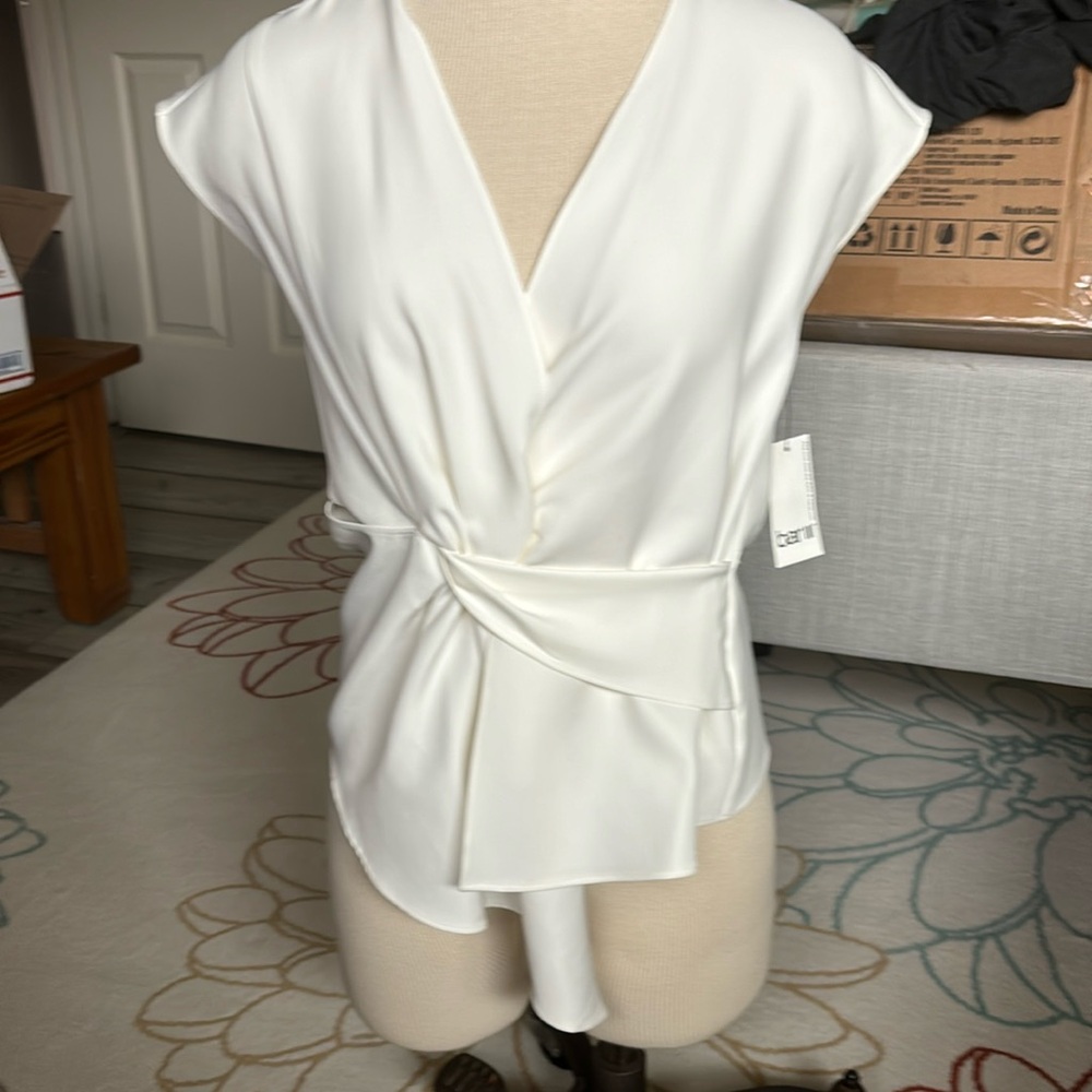NWT Bar lll blouse